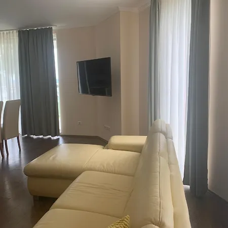 Admiral Garden Beach With Terrace Apartment *
